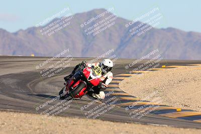 media/Nov-16-2024-CVMA (Sat) [[0e4bb1f32f]]/Race 11-Amateur Supersport Open/